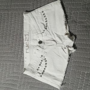 Y2K era rue21 white denim shorts